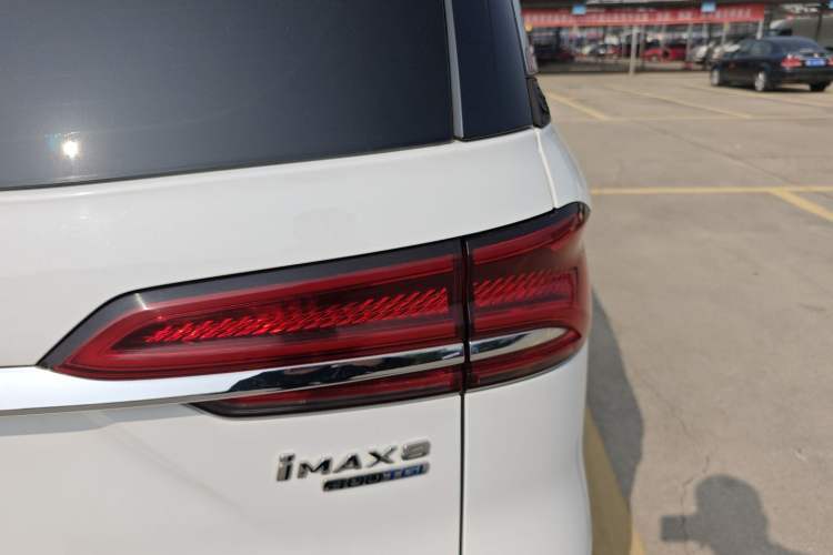 Used Roewe iMAX8 2021 400TGI Supreme Series Prestige Edition
