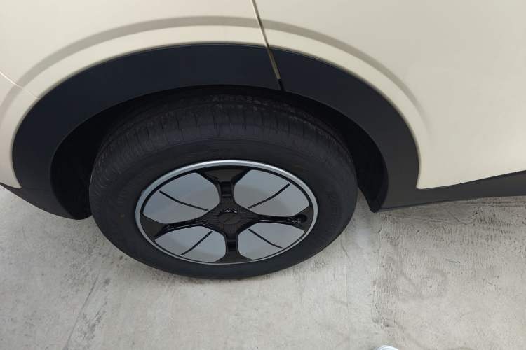 Used Geely Galaxy Geome 2025 310km Youth Edition
