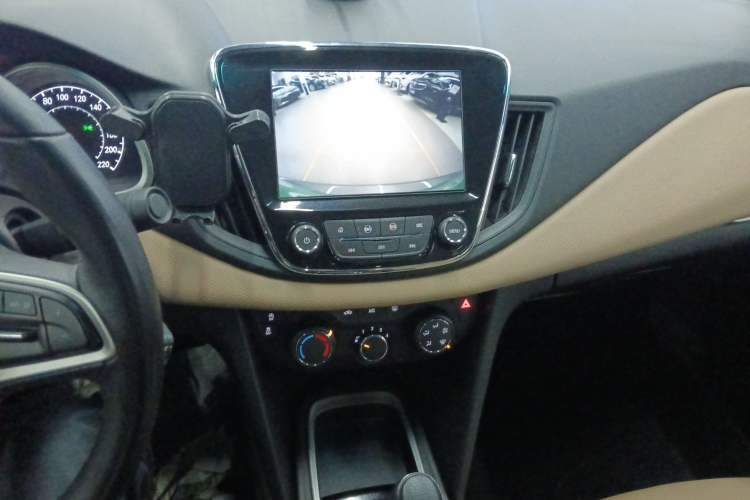 Used Chevrolet Monza 2020 320 Automatic Enjoyment Edition
