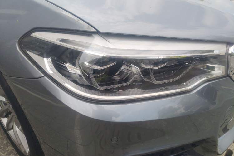 Used BMW 5 Series 2020 525i M Sport Package Right Front Headlight