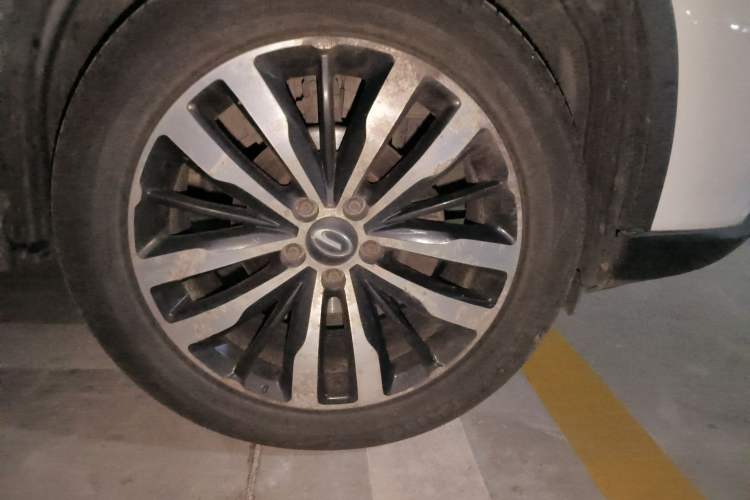 Used GAC Trumpchi GS4 2017 235T Manual Two-Wheel Drive Luxury Edition
