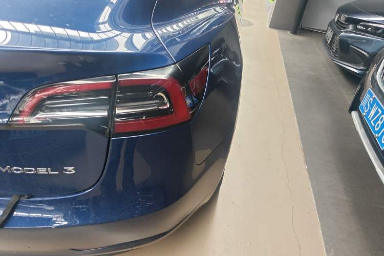 Used Tesla Model 3 2021 Standard Range Rear-Wheel Drive Upgraded Version 3D6 Right Rear Taillight