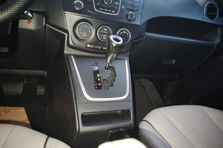 Used Mazda Mazda 5 2013 2.0L Automatic Luxury Edition
