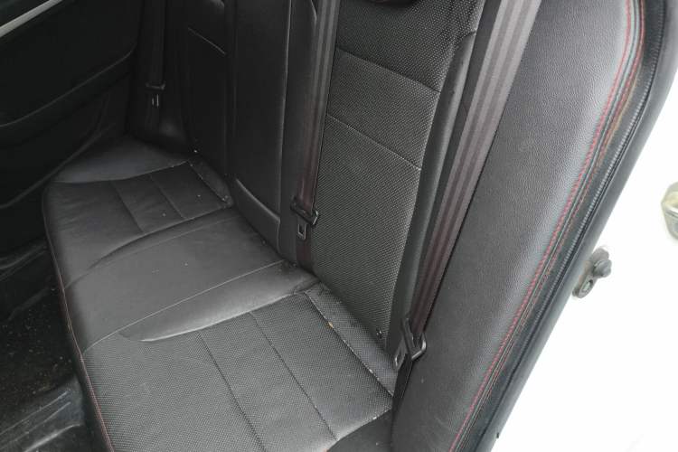 Used Geely Auto Vision 2015 1.5L Manual Happiness Edition
