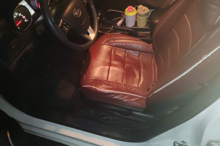 Used Bestune B50 2016 1.6L automatic comfort version
