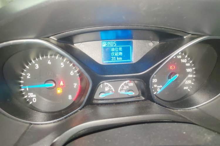 Used Ford Focus 2015 Sedan 1.6L Automatic Trend Model Instrument Cluster