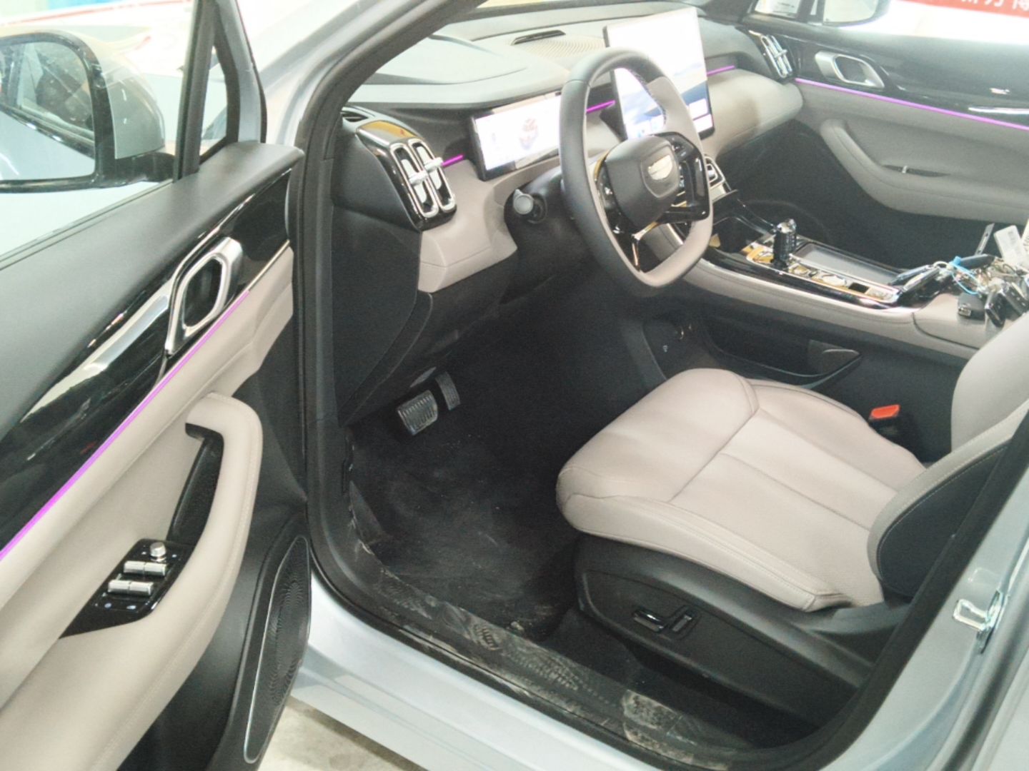 Geely Auto FX11 2025 4th Generation 1.5TD DCT - Shanhe — снимка 18