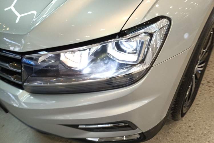 Used Volkswagen Tiguan L 2020 330TSI Automatic Two-Wheel Drive Panoramic Comfort Edition China VI Standard