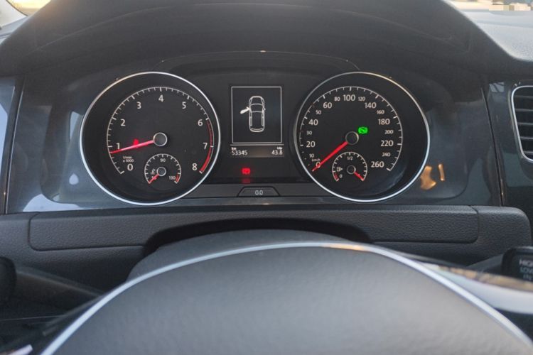 Used Volkswagen Golf 2020 Zhiai Edition 200TSI DSG Comfortable & Ambitious Version