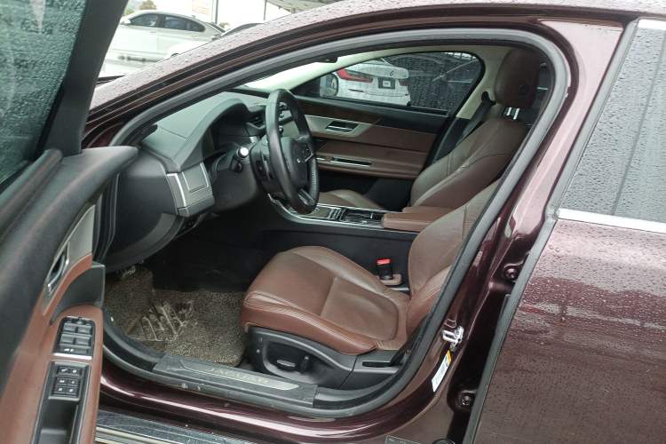 Used Jaguar XFL 2018 XFL 2.0T 250 PS Luxury Edition