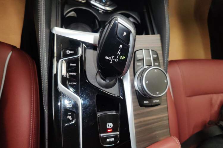 Used BMW 5 Series New Energy 2021 535Le Luxury Package
