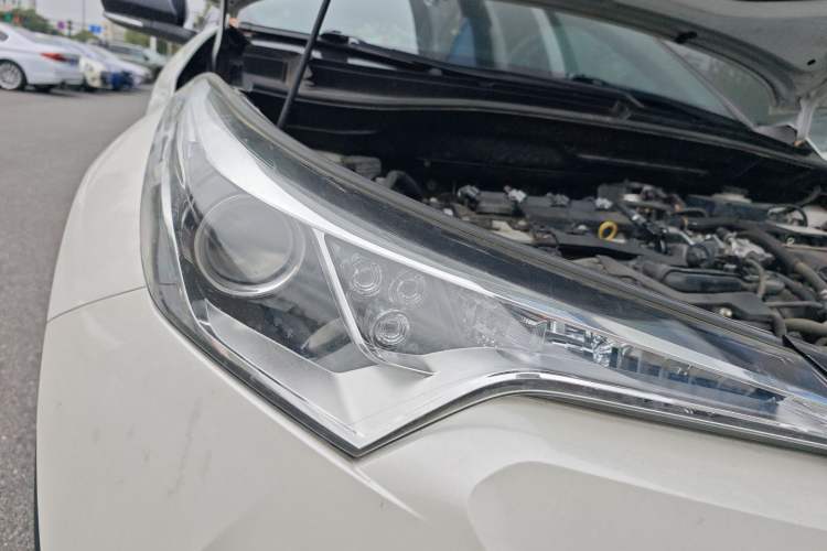 Used Toyota C-HR 2020 2.0L Leading Edition
