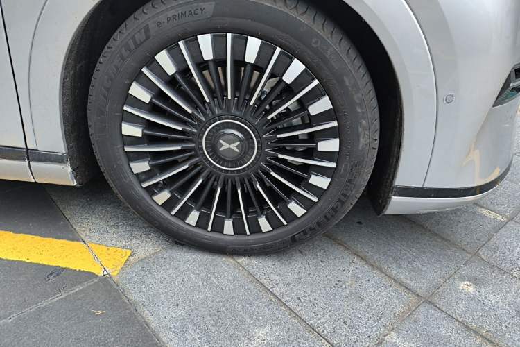 Used XPeng X9 2025 740 Ultra-Long Range Max