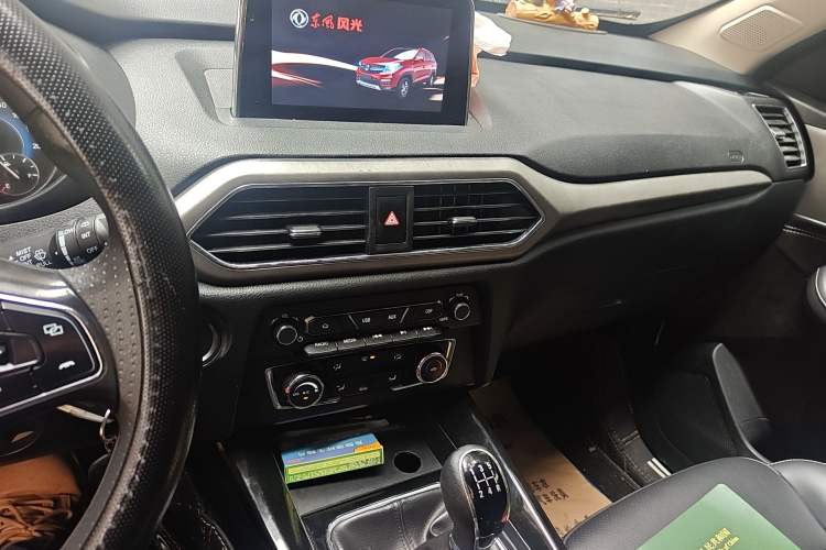 Used Dongfeng Fengon S560 2018 1.8L Manual Elite 7-Seater
