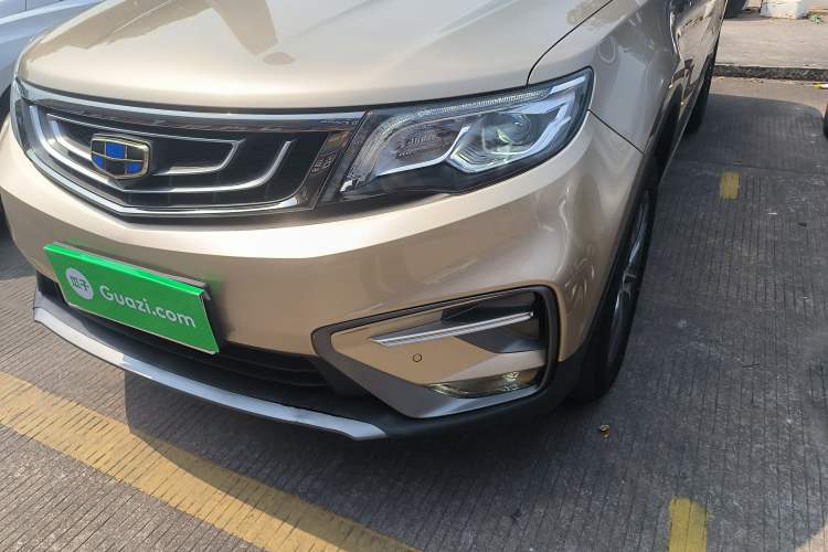 Used Geely Auto Emgrand X7 Sport 2020 1.8TD DCT Two-Wheel Drive Smart Connect 4G-Enabled Version

