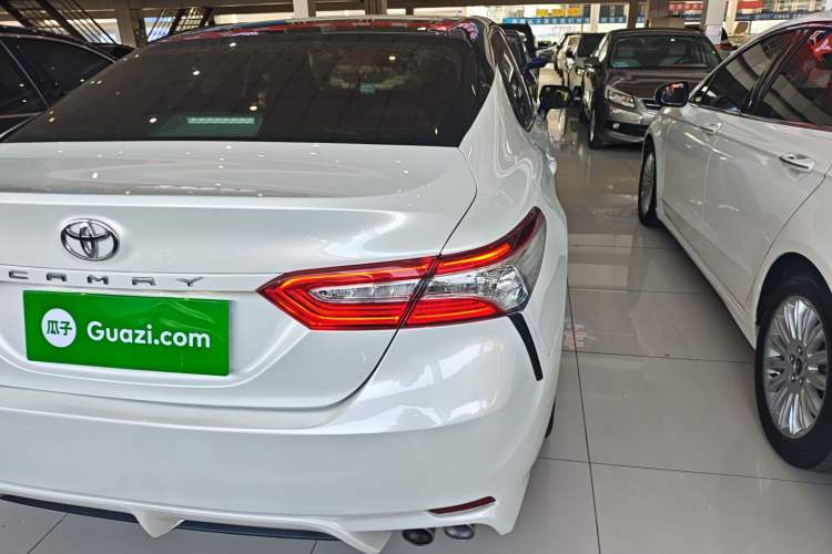 Used Toyota Camry 2018 2.0S FENGSHANG Edition
