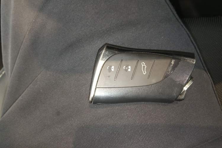 Used Lexus NX 2023 350h Front-Wheel-Drive Chuan Yue Edition Interior 1