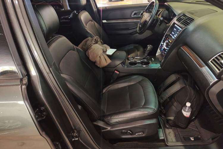 Used Ford Explorer 2016 2.3T Elite Edition