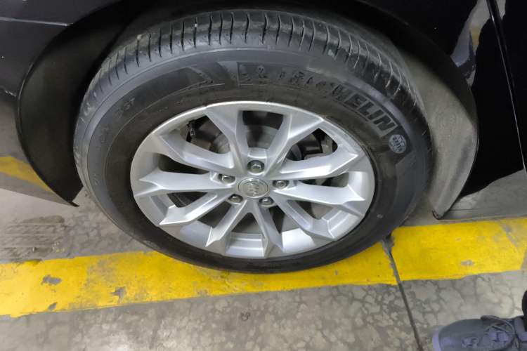 Used Buick LaCrosse 2022 552T Luxury Version