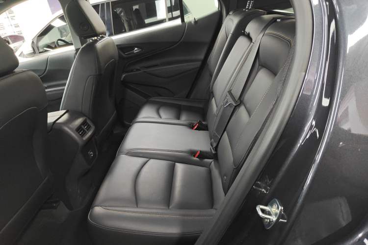 Used Chevrolet Equinox 2021 535T Yujie Edition
