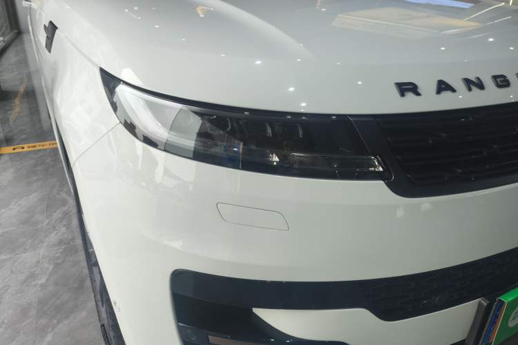 Used Land Rover Range Rover Sport 2023 400PS Dynamic SE
