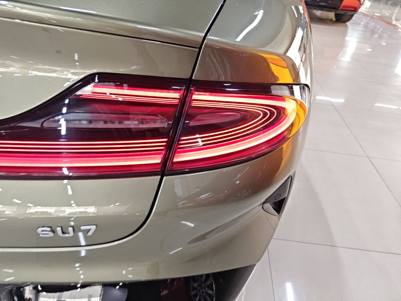 Xiaomi Auto SU7 2024 Rear-Drive Long-Range Intelligent Driving Version — снимка 9