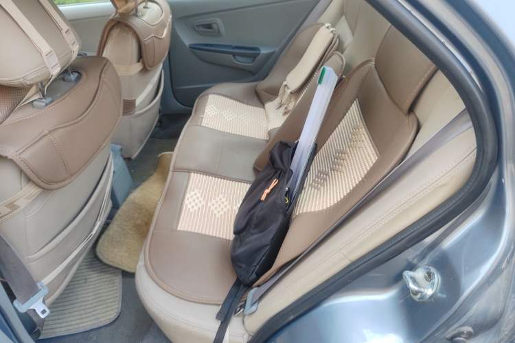 Used Soueast V3 Lingyue 2011 1.5L Manual Upgrade Edition Left Rear Seat