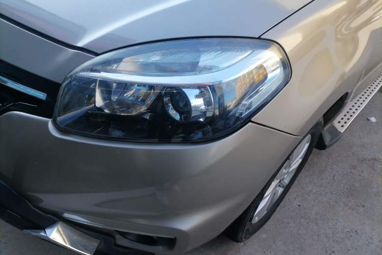 Used Renault Koleos 2014 Revised Version 2.0L Two-Wheel Drive Fashion Edition
