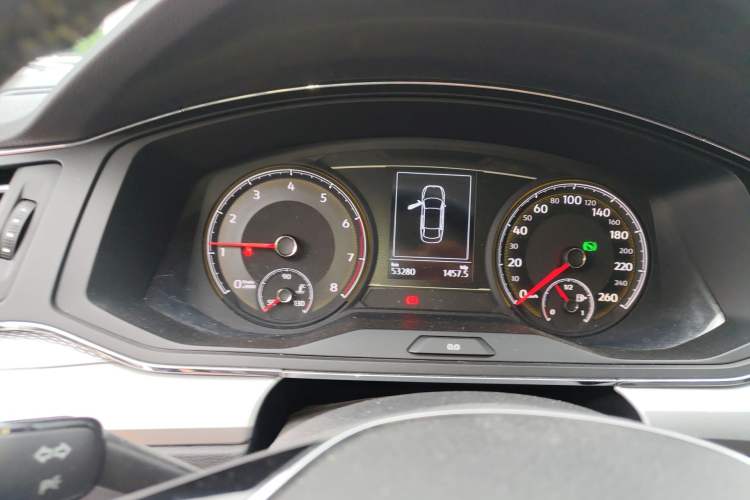 Used Volkswagen Lamando 2019 230TSI DSG Fashion Edition China VI
