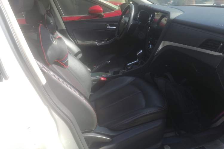 Used Venucia T70 2019 2.0L CVT Enjoy Edition China VI Standard