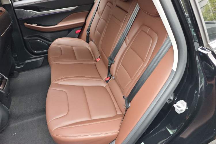 Used Lincoln Z 2025 2.0T Prestige Hybrid Edition
