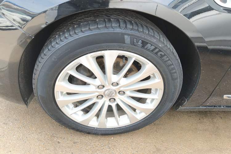 Used Buick LaCrosse 2016 28T Elite Model