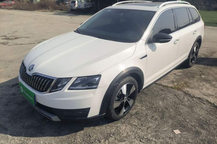 Used Skoda Octavia 2019 TSI280 DSG Luxury Edition Station Wagon China VI Standard