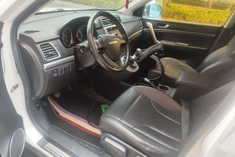 Used Haval M6 2017 1.5T Manual Two-Wheel Drive Elite Model
