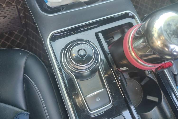 Used Ford Edge 2022 PLUS EcoBoost 245 Four-Wheel Drive Platinum Edition 7-Seater
