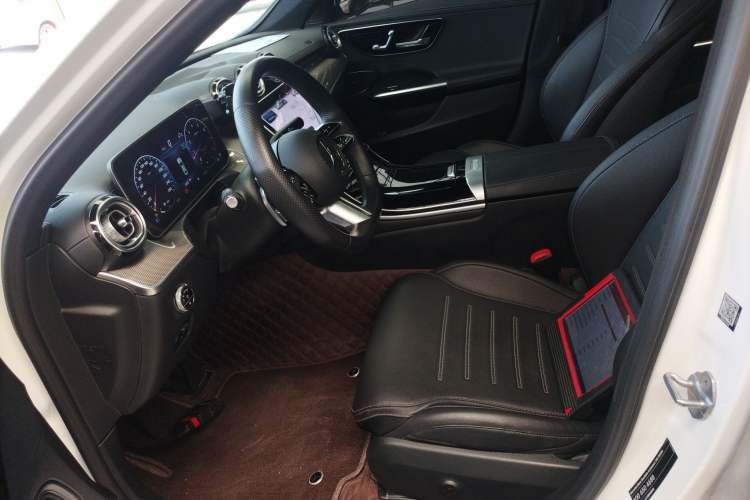 Used Mercedes-Benz C-Class 2023 C 260 L Sport Edition Left Front Seat