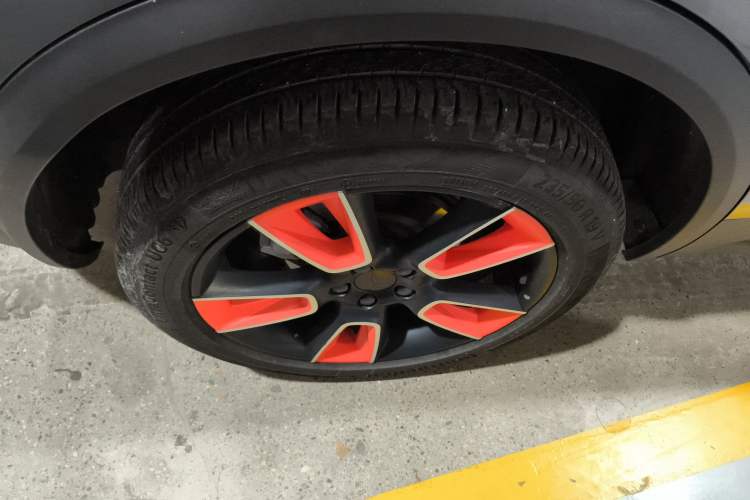 Used Lynk & Co 01 2019 2.0T Two-Wheel Drive Zhaopu Version China VI Standard Exterior 5