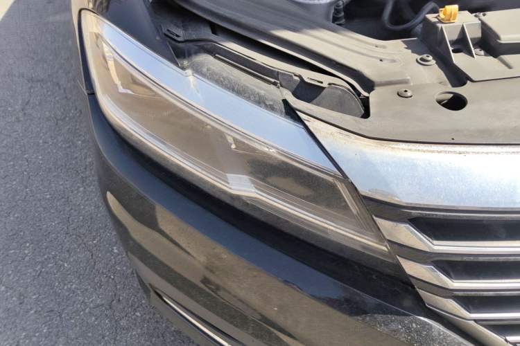 Used Volkswagen Lavida 2019 1.5L Automatic Vision Edition China VI Standard Right Front Headlight