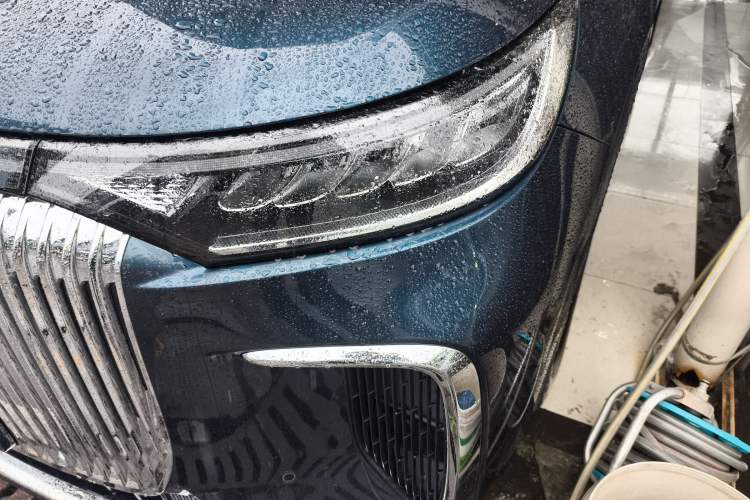 Used VOYAH Dream 2025 PHEV Four-Wheel-Drive Flagship Kunpeng Edition Left Front Headlight