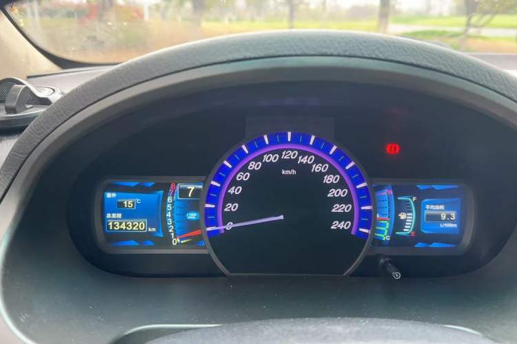 Used BYD S6 2013 Jingyue Edition 2.0L Manual Luxury Model 5 Seats
