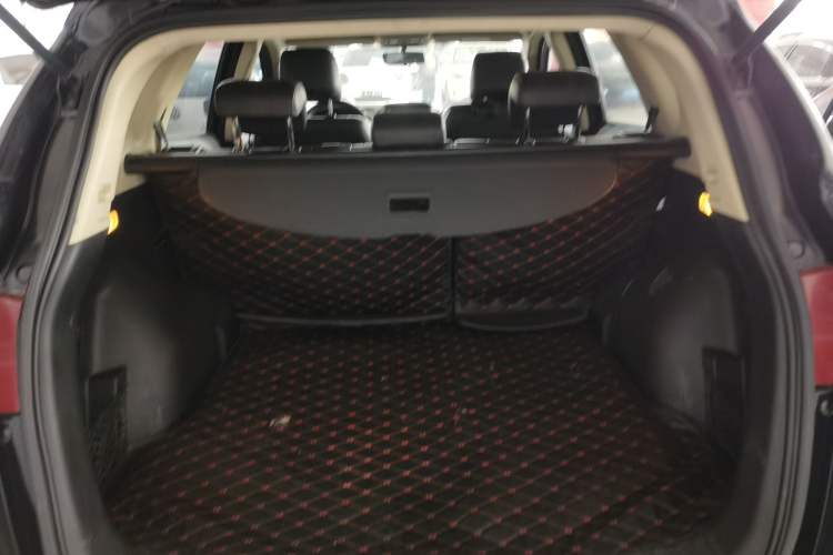 Used Dongfeng Aeolus AX7 2015 2.0L Automatic Zhiyi Trim
