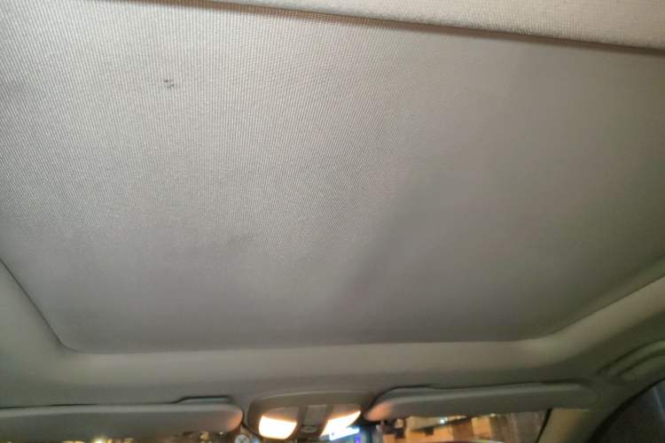 Used Mercedes-Benz R-Class 2011 R 350 L 4MATIC
