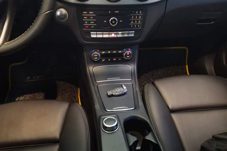 Used Mercedes-Benz B-Class 2017 B 200 Fashion Model
