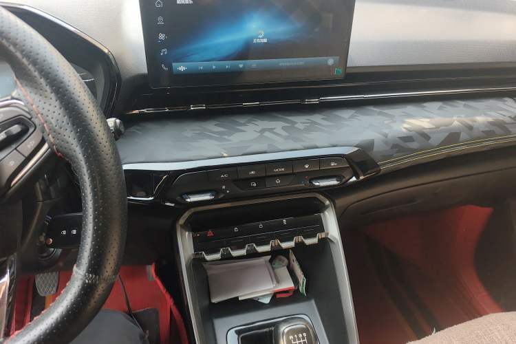 Used Baojun RS-3 2020 1.5L Manual Elite Version with 24-Hour Online Service
