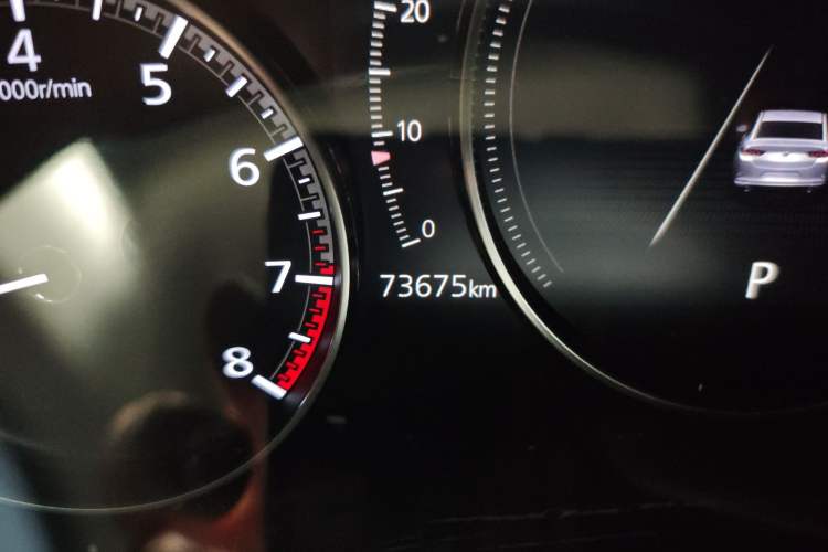 Used Mazda 3 Axela 2020 2.0L Automatic ZhiXuan Edition Odometer Close Up