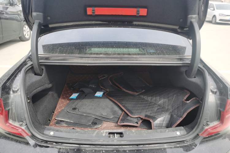 Used Volvo S90 2017 T4 Zhiyuan Edition