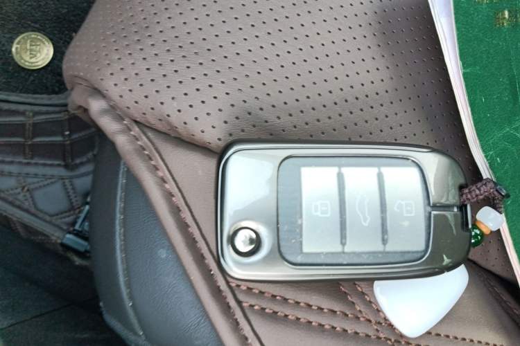 Used Roewe RX8 2018 30T Smart Connectivity All-Wheel Drive Supreme Edition
