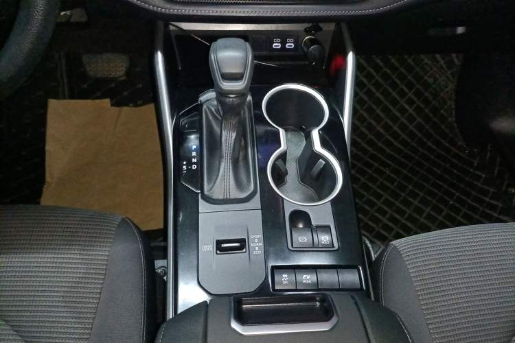 Used Toyota Highlander 2023 2.5L Smart Electric Hybrid Dual-Engine Two-Wheel Drive Elite Version 5 Seats