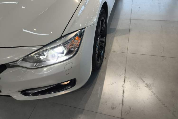 Used BMW 3 Series 2015 328i Sport Design Package Left Front Headlight