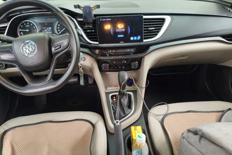 Used Buick GT 2019 15T Dual-Clutch Advanced Version China VI Standard Audio And AC Panel
